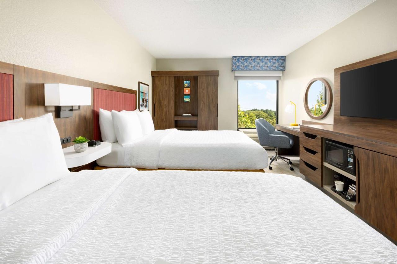 Hampton Inn Long Island/Ісландія Екстер'єр фото