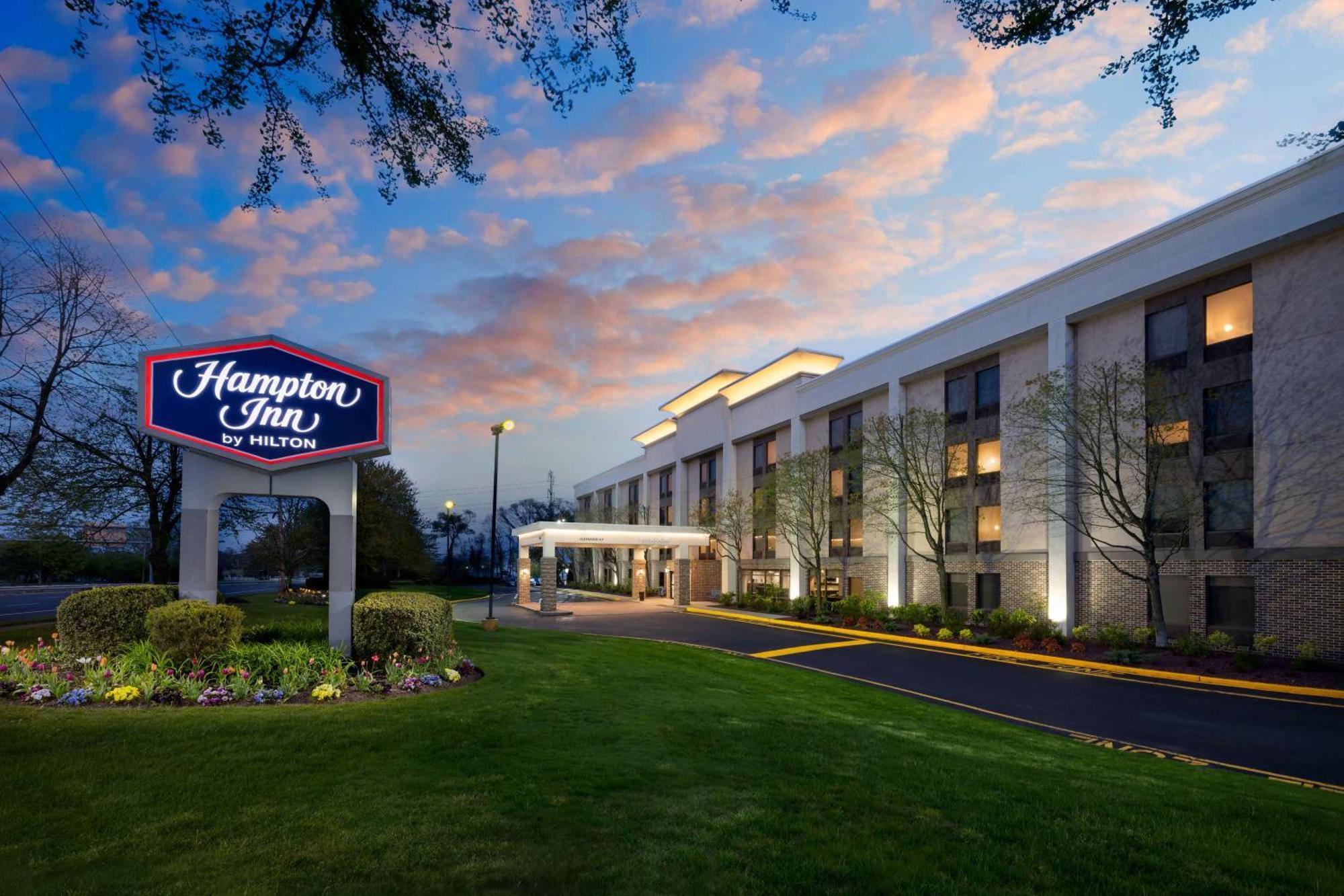 Hampton Inn Long Island/Ісландія Екстер'єр фото