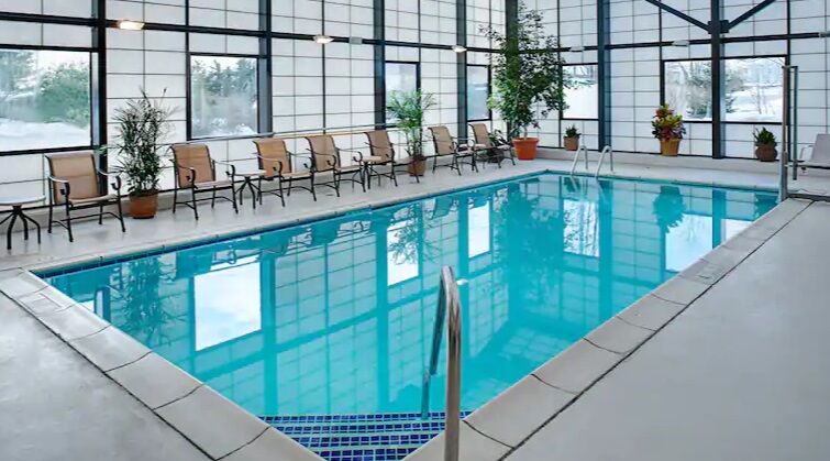 Hampton Inn Long Island/Ісландія Екстер'єр фото